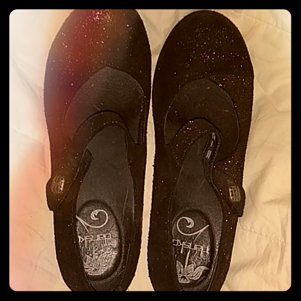 Black glitter shoes